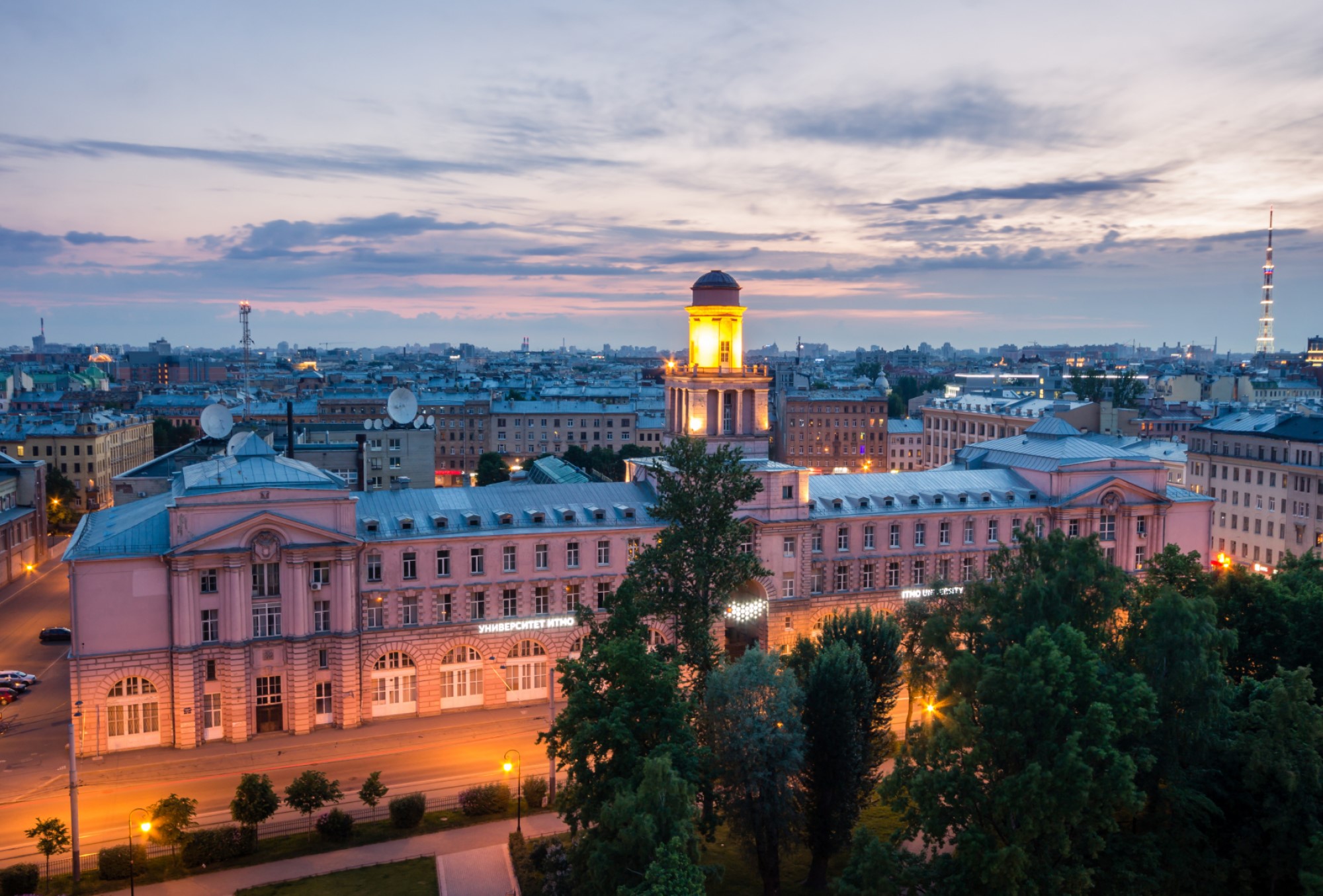 Ай спб. Национальный исследовательский университет ИТМО. ИТМО Санкт-Петербург. Санкт-Петербургский национальный исследовательский университет. ИТМО здание Санкт-Петербург.